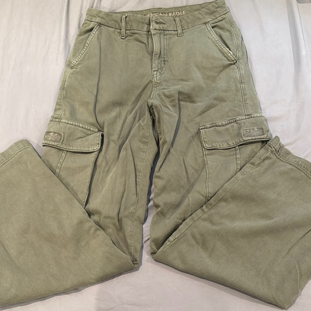American Eagle Outfitters Men's Green Cargo Pants